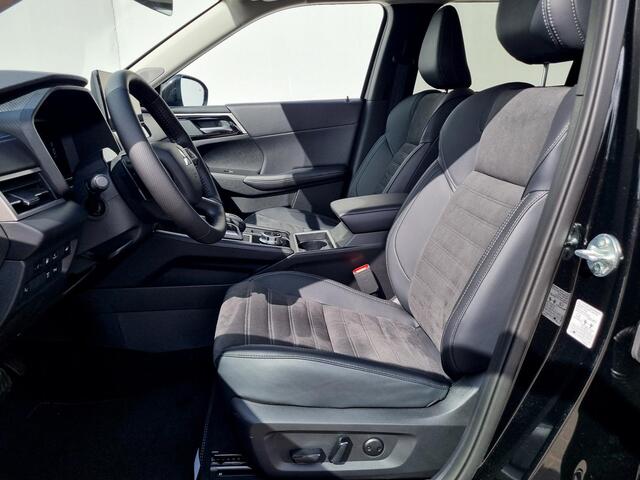 Mitsubishi OUTLANDER 2.4 PHEV First Edition / Elektrische Range 86 KM WLTP / Trekhaak 1600KG Trekgewicht / 8 Jaar Fabrieksgarantie