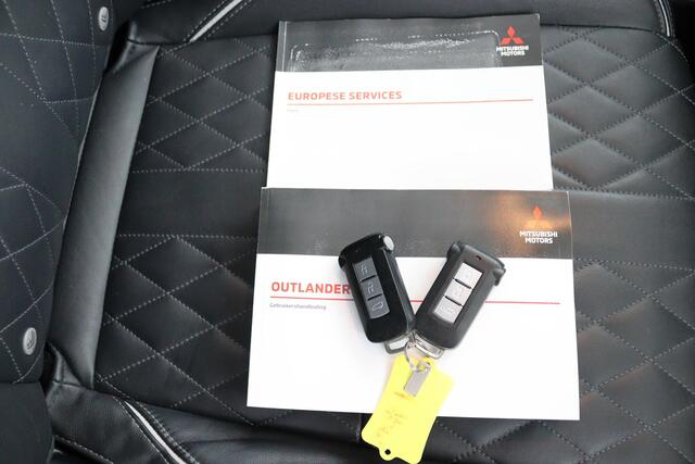Mitsubishi OUTLANDER 2.4 PHEV Instyle Navi | Achteruitrijcamera
