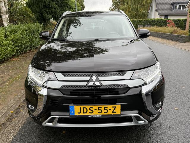 Mitsubishi OUTLANDER 2.4 PHEV Pure+ 240PK CarplayoCamera