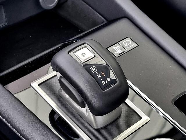 Mitsubishi OUTLANDER 2.4 PHEV Pure / ¤4000,- Voordeel Op Nieuwprijs / Nieuw Model 2025 / Elektrische Range 86 KM WLTP / 1600KG Trekgewicht / 8 Jaar Fabrieksgarantie