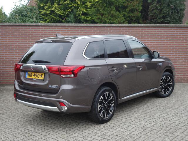 Mitsubishi OUTLANDER PHEV Premium
