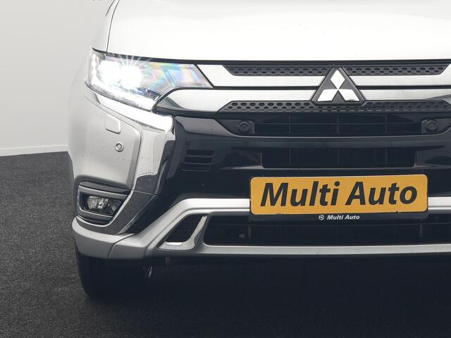 Mitsubishi OUTLANDER 2.4 Intense+ Plug In Hybrid 225pk Dealer O.H PHEV | Trekhaak Af Fabriek | 360 Camera | Lederen Sportstoelen Verwarmd | Apple Carplay | Blis | Cruise Control | Navigatie | Keyless | DAB | 18" L.M |