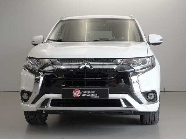 Mitsubishi OUTLANDER 2.4 PHEV Pure | 18" velgen | App Connect | Dealer onderhouden | Garantie tot 30-7-2028!