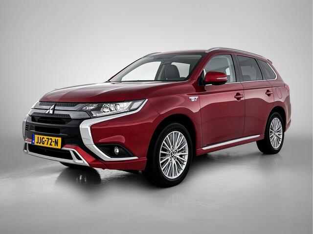 Mitsubishi OUTLANDER 2.4 PHEV Intense+ | Trekhaak | 18"