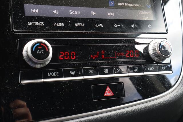 Mitsubishi OUTLANDER 2.4 PHEV Pure Apple/AndroidAuto/AllSeasons