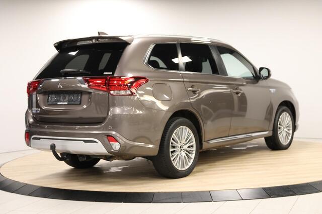 Mitsubishi OUTLANDER 2.4 PHEV Instyle