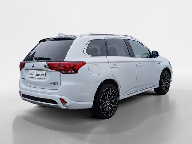 Mitsubishi OUTLANDER 2.0 PHEV Premium | 360 Camera | Cruise | Stoel en stuurverw. | LED | Keyless | 1 jaar garantie |