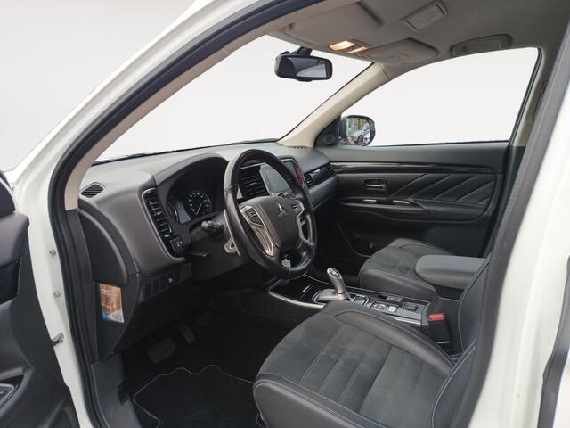 Mitsubishi OUTLANDER 2.0 PHEV Premium | 360 Camera | Cruise | Stoel en stuurverw. | LED | Keyless | 1 jaar garantie |