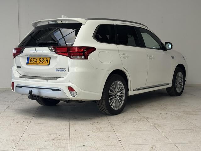 Mitsubishi OUTLANDER 2.4 PHEV Instyle | Navigatie | 360 Camera | Stoelverwarming | Trekhaak |