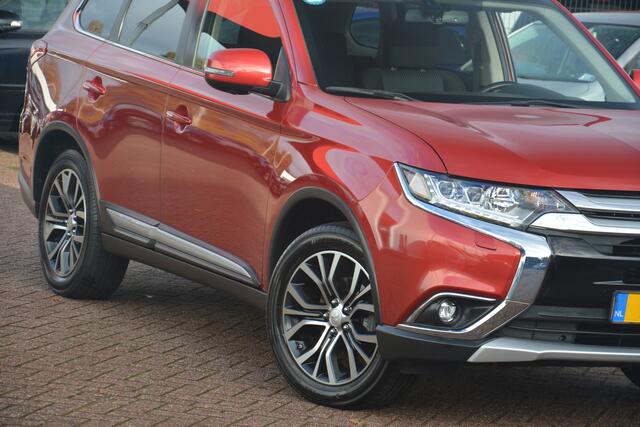 Mitsubishi OUTLANDER 2.0 Connect Pro | Cruise-control | Stuur+Stoelverwarming | Clima | 360 camera | NL auto!! |