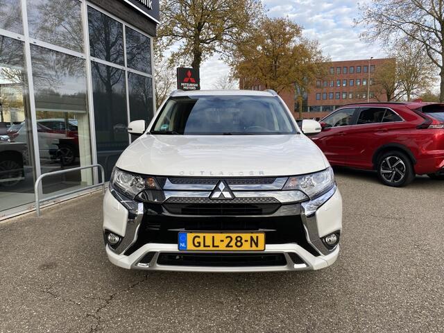 Mitsubishi OUTLANDER 2.4 PHEV Intense