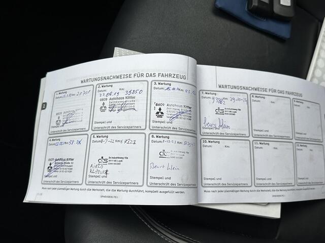 Mitsubishi OUTLANDER 2.0 PHEV Prestige+ VEEL OPTIES!| ELEK. STOEL| ELEK. ACHTERKLEP| STOEL/STUURVERWARMING | AFNEEMBARE TREKHAAK | PANO DAK | ACHTERUITRIJ CAMERA |