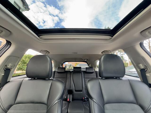 Mitsubishi OUTLANDER 2.4 ACTIE! BETAAL NU 50% 11450 DE REST IN 2JR RENTEVRIJ FINANCIEREN