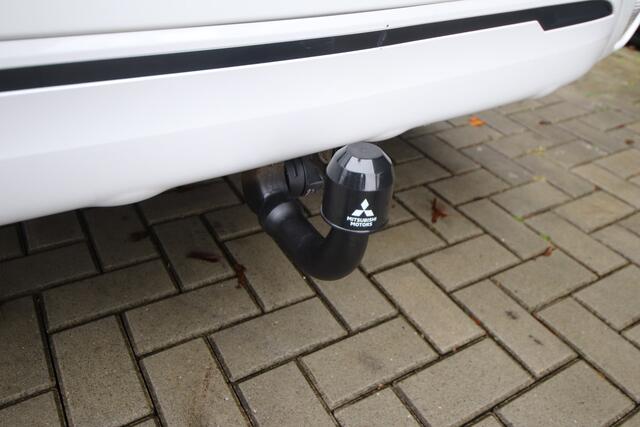 Mitsubishi OUTLANDER 2.4 PHEV S-Edition Adap cruise, Trekhaak, Meest Luxe, NL-Auto