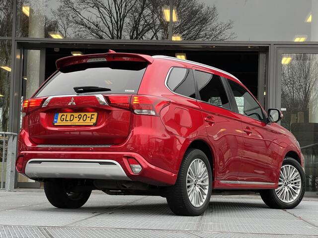 Mitsubishi OUTLANDER 2.4 PHEV Instyle | Leder | Navigatie | 360 camera