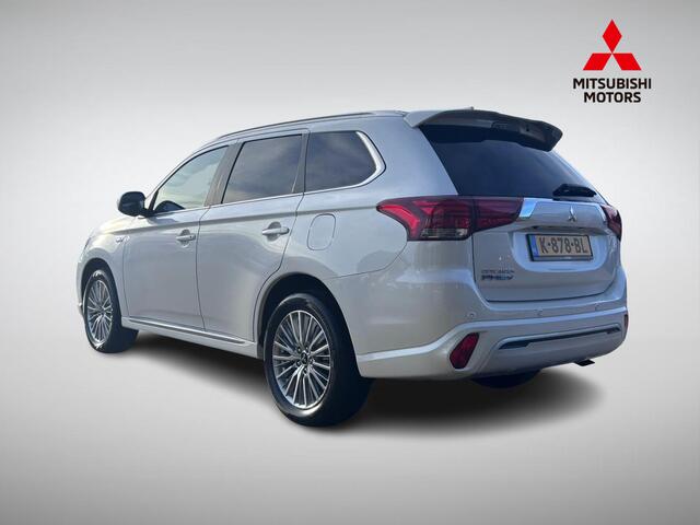Mitsubishi OUTLANDER 2.4 PHEV Pure+ / Stoelverwarming! / S-AWC