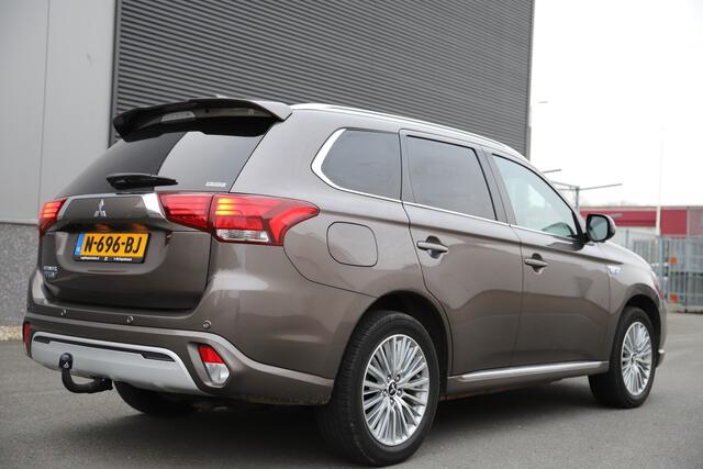 Mitsubishi OUTLANDER 2.4 PHEV 4WD*Instyle*Sunroof/Leder/Adaptive/360Cam/Carplay/Trekhaak