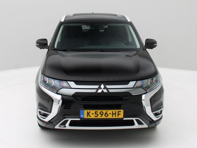 Mitsubishi OUTLANDER 2.4 PHEV Intense+ Schuifdak/Leder/Trekhaak