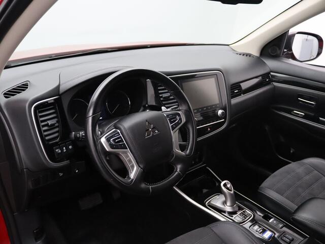 Mitsubishi OUTLANDER 225pk PHEV Intense Automaat Camera | Cruise | Navi | Stoelverw.