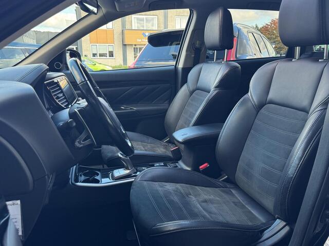 Mitsubishi OUTLANDER 2.4 PHEV Intense+ TREKHAAK | PANODAK |
