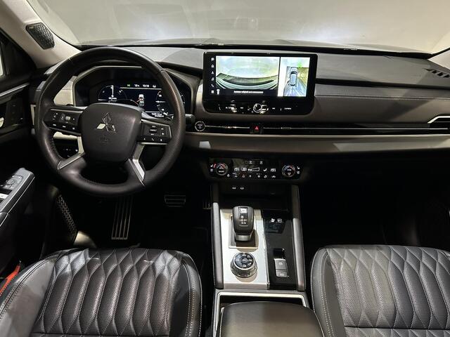 Mitsubishi OUTLANDER 2.4 PHEV Instyle | Leder | Panoramadak | 360 Camera | Adaptieve Cruise |