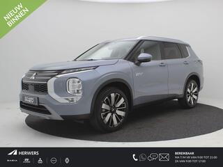 mitsubishi-outlander-2.4-phev-first