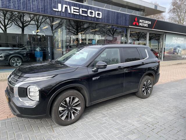 Mitsubishi OUTLANDER 2.4 PHEV Intense | Adaptieve Cruise Control | Navigatie | FABRIEKSGARANTIE TOT 03-2033!