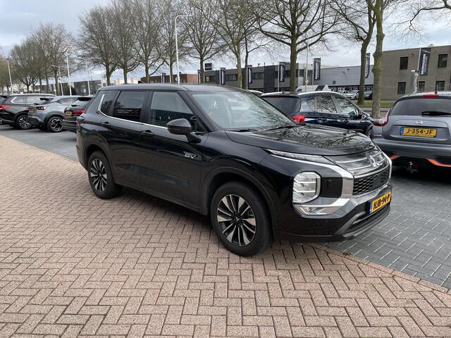 Mitsubishi OUTLANDER 2.4 PHEV Intense | Adaptieve Cruise Control | Navigatie | FABRIEKSGARANTIE TOT 03-2033!