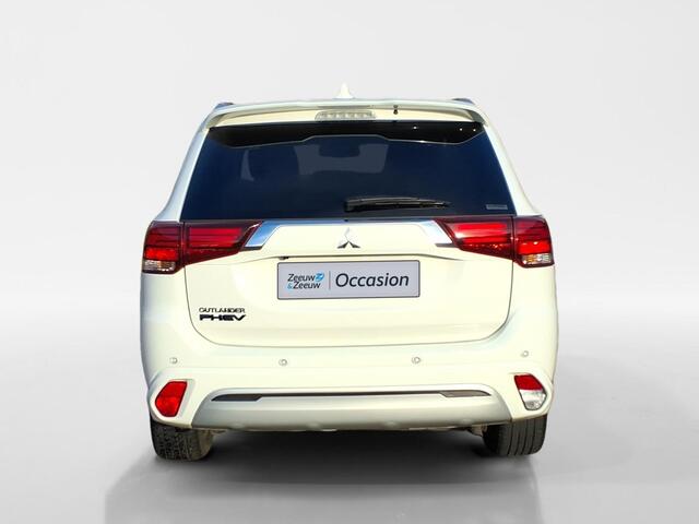 Mitsubishi OUTLANDER 2.4 PHEV Intense+ | NL-Auto | Eerste Eigenaar | Dealer Onderhouden | Garantie 2028 | Schuifkanteldak |