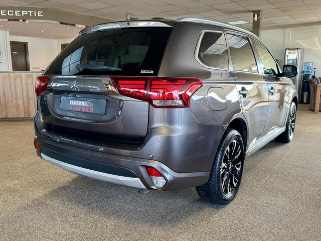 Mitsubishi OUTLANDER 2.0 PHEV Premium Leder, Trekhaak, Navi, Camera, PDC!