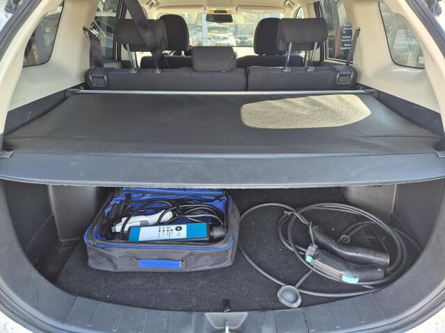 Mitsubishi OUTLANDER 2.4 PHEV Pure+ | All seasonbanden |