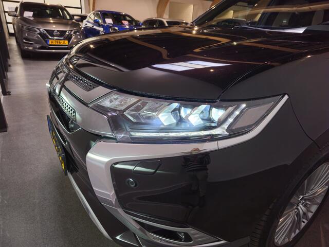 Mitsubishi OUTLANDER 2.4 PHEV Instyle - Stoel/Stuurverwarming - Trekhaak - Schuif/kanteldak - Apple Carplay/Android auto - Adaptive Cruise - Dodehoekdetectie - Premium Audio - Speciale lak