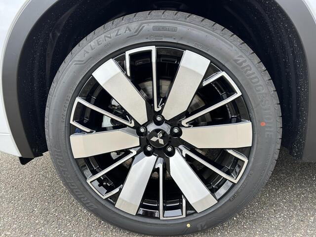 Mitsubishi OUTLANDER 2.4 PHEV Instyle+