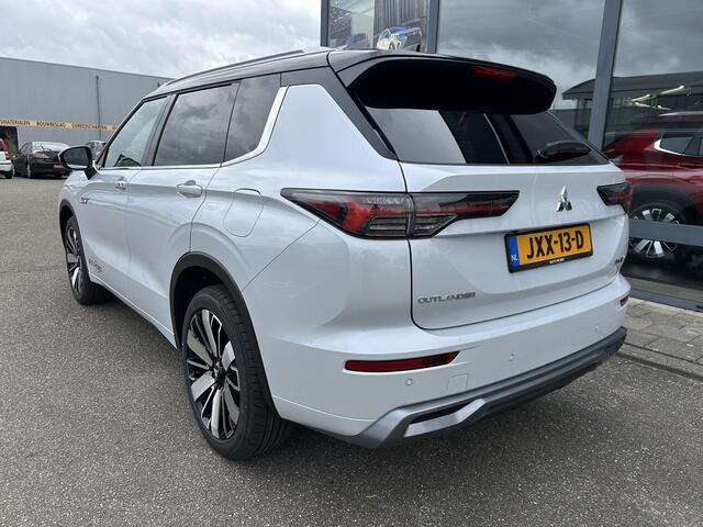 Mitsubishi OUTLANDER 2.4 PHEV Instyle+