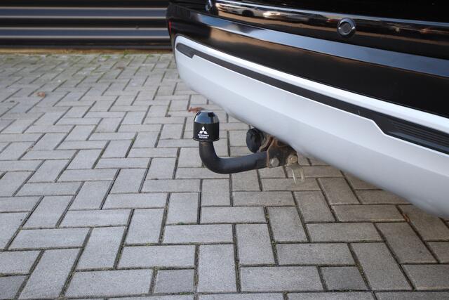 Mitsubishi OUTLANDER 2.4 PHEV Instyle Leder, E.achterklep, Trekhaak