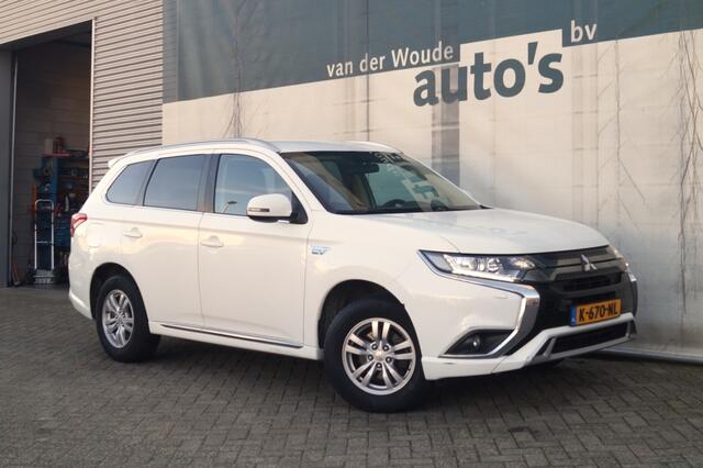 Mitsubishi OUTLANDER 2.4 PHEV Automaat Pure -ECC-PDC-TREKHAAK-