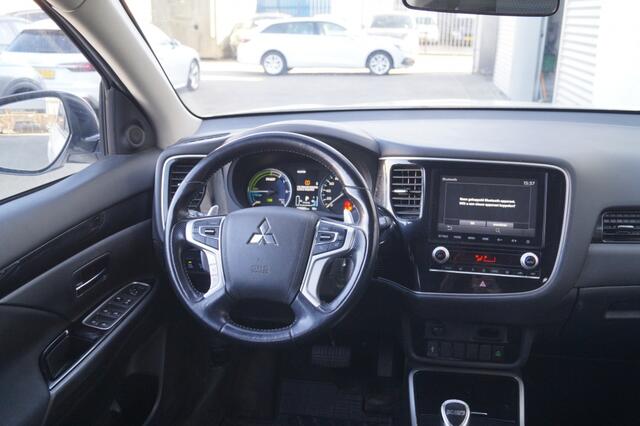 Mitsubishi OUTLANDER 2.4 PHEV Automaat Pure -ECC-PDC-TREKHAAK-