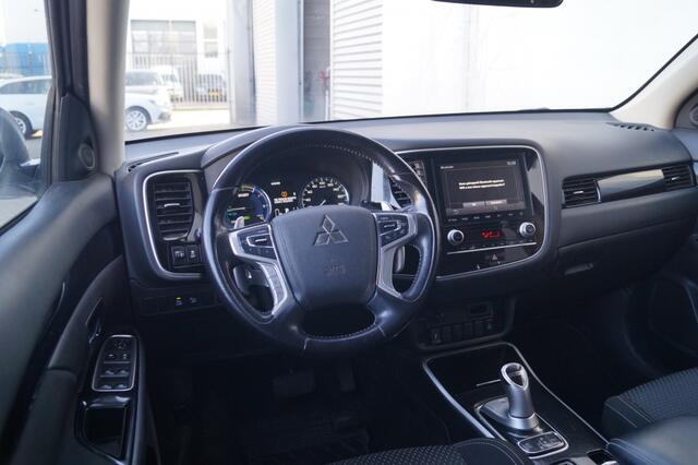 Mitsubishi OUTLANDER 2.4 PHEV Automaat Pure -ECC-PDC-TREKHAAK-