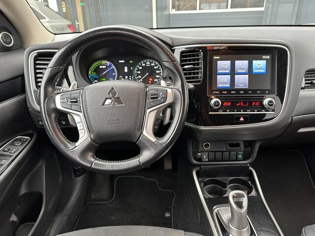 Mitsubishi OUTLANDER 2.4 PHEV Business Camera Apple-CarPlay Trekhaak