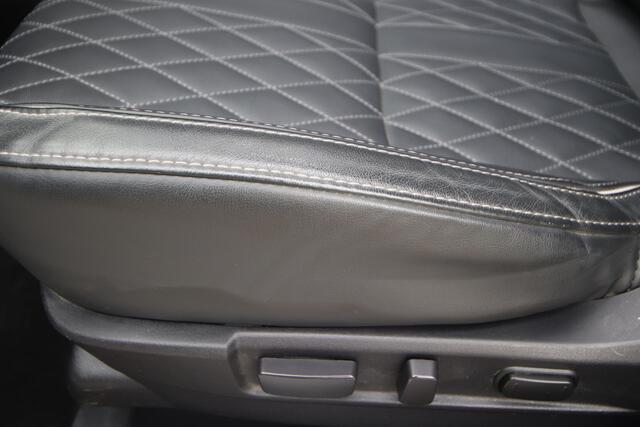 Mitsubishi OUTLANDER 2.4 PHEV Instyle Opendak, A.Cruise, Dealer O.H. Trekhaak