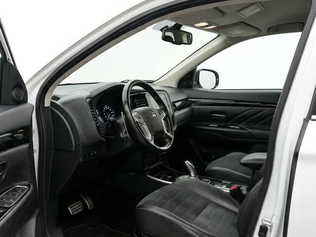 Mitsubishi OUTLANDER 2.4 PHEV Intense