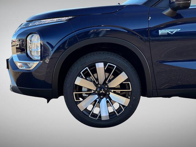 Mitsubishi OUTLANDER 2.4 PHEV Intense+