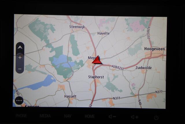 Mitsubishi OUTLANDER 2.4 PHEV Intense+ Opendak, E.achterklep, Trekhaak, Dealer O.H.