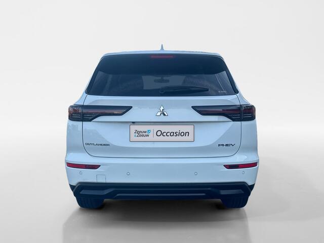Mitsubishi OUTLANDER 2.4 PHEV Intense | GARANTIE 2033 | 360 CAMERA | STOELVERWARMING | CARPLAY |