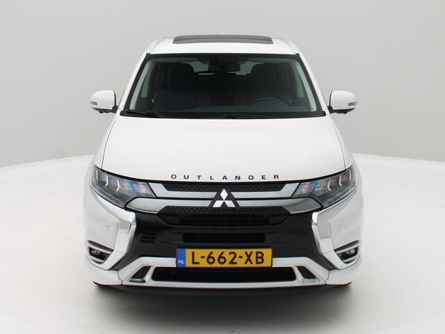 Mitsubishi OUTLANDER 2.4 PHEV Intense+ Elec.Dak / LED / Camera / Origineel NL