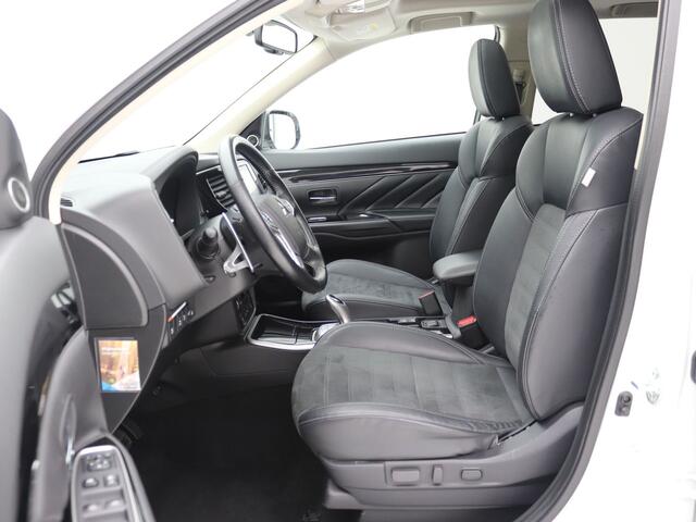 Mitsubishi OUTLANDER 2.4 PHEV Intense+ Elec.Dak / LED / Camera / Origineel NL