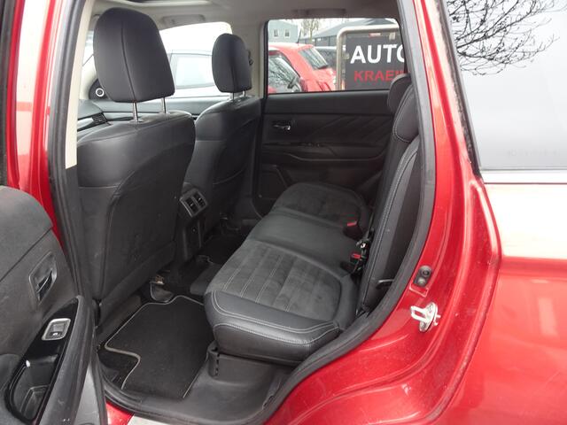 Mitsubishi OUTLANDER 2.4 PHEV Intense+