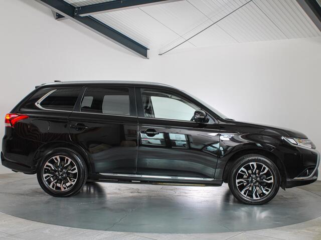 Mitsubishi OUTLANDER 2.0 PHEV instyle LED, Trekhaak, 360Camera, Apple Carplay/Android Auto