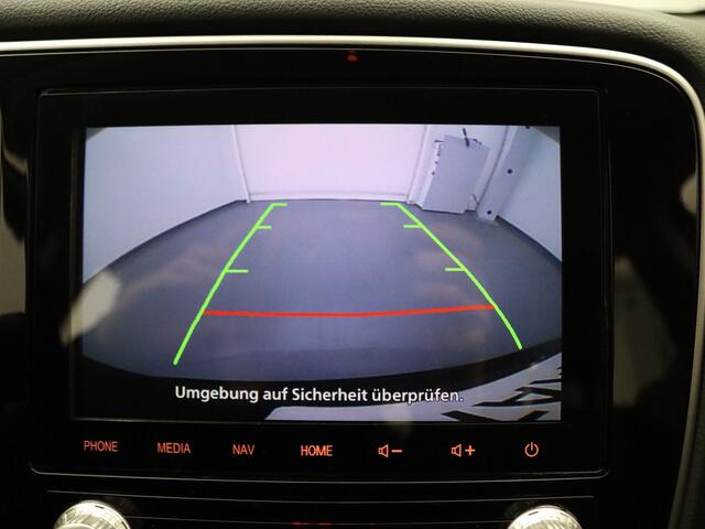 Mitsubishi OUTLANDER PHEV Intense 225pk Camera | Cruise | Navi | Stoelverw.