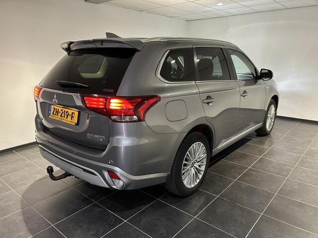 Mitsubishi OUTLANDER 2.4 PHEV Intense+ | Apple Carplay/Android Auto | Panoramadak | Trekhaak |